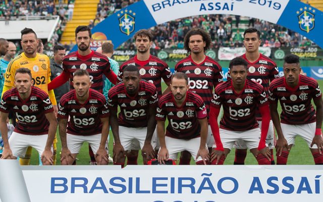 CBF define arbitragem de Flamengo e Bahia e não 'atende cobrança