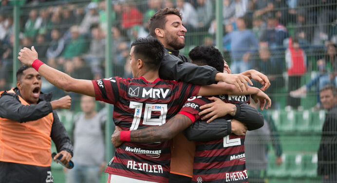 Flamengo diminui intensidade no segundo tempo, mas sai com vitória fora de casa; veja as notas