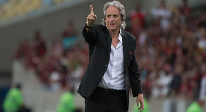 Jornalista elogia futebol apresentado pelo Flamengo de Jorge Jesus: “É o mais bonito da América do Sul”