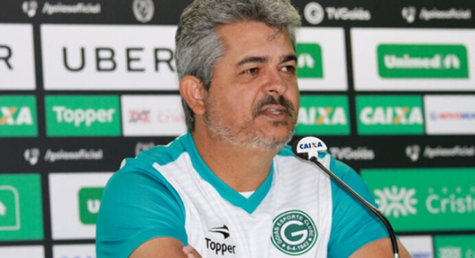 Técnico do Goiás é favorável à divisão meio a meio do Serra Dourada para jogo contra o Flamengo: “Quero estádio lotado”