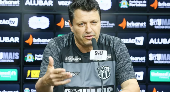 Mais um para conta: vitória do Flamengo derruba treinador do Ceará