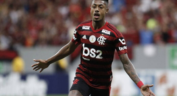 Bruno Henrique já é o terceiro maior artilheiro do Flamengo em uma temporada no século