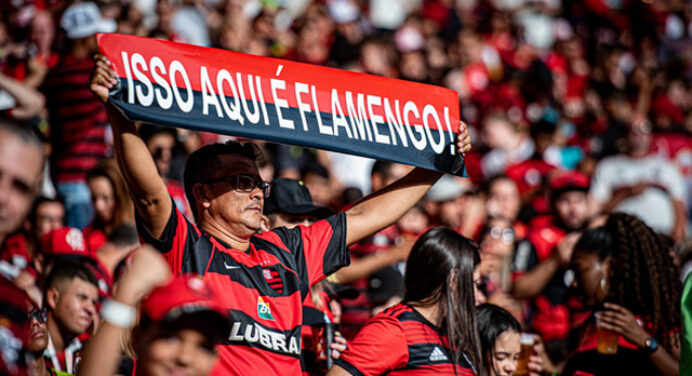Maior clube brasileiro nas redes sociais, crescimento do Flamengo ultrapassa soma de rivais cariocas e paulistas
