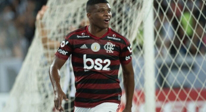 Flamengo busca triunfo contra o Bahia para ficar mais próximo do título