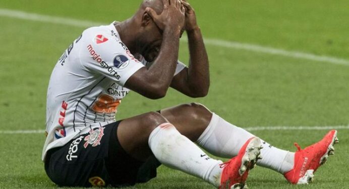 De olho no rival: Corinthians fica sem três jogadores para enfrentar o Flamengo