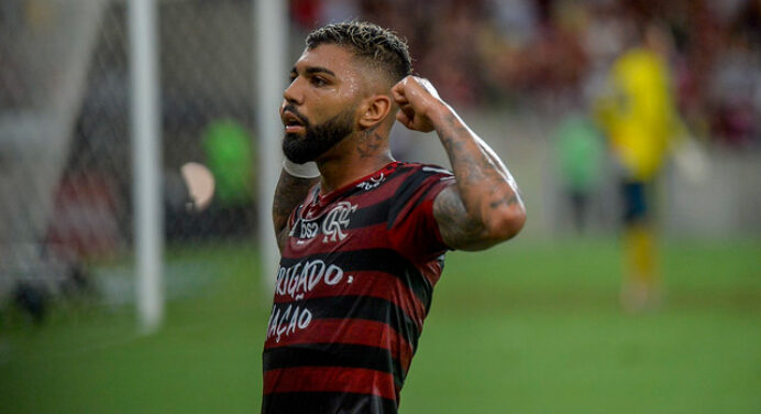 Gabigol se esquiva sobre futuro no Fla: “Podemos ser campeões do mundo. Não me colocaria à frente disso”