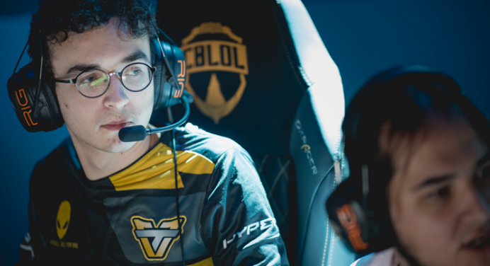 Flamengo eSports acerta com Álvaro “VVvert” para a posição do topo