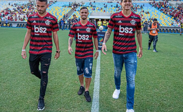 Em enquete, torcedores aprovam decisão da diretoria do Flamengo em não realizar contratações até o fim de 2020