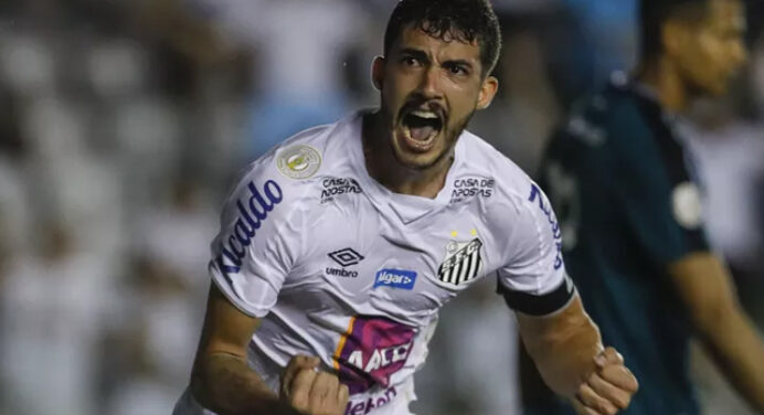 Ex-treinador de Gustavo Henrique avalia a nova contratação do Flamengo: “Evoluiu bastante”
