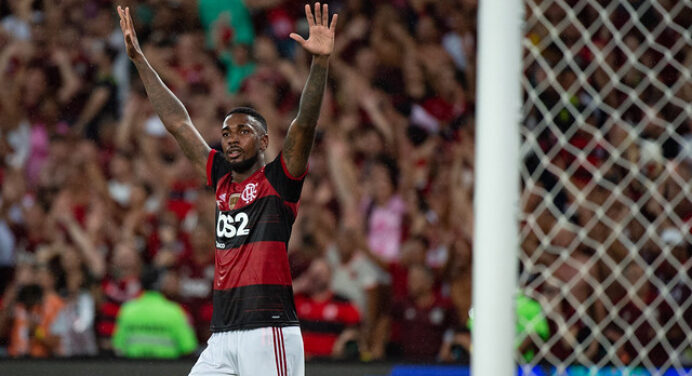 Jornalista diz que Gerson está ‘muito longe de ser titular da Seleção’: “Chegou agora no futebol brasileiro”