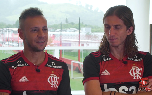 Rafinha e Filipe Luís revelam conversa no vestiário antes de virada histórica sobre o River Plate