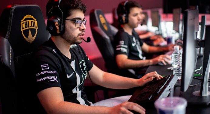 Redemption POA perde para a FURIA, e Flamengo pode garantir liderança isolada no CBLOL