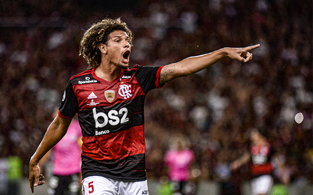 Arão aponta logística do Flamengo como fator importante para ajudar no alto rendimento dos jogadores