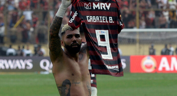 Momento BBB: Gabigol entra em campanha e promete sortear camisa do Fla caso Manu Gavassi seja eliminada