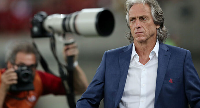 Mauro Cezar diz acreditar em permanência de Jorge Jesus no Flamengo e indica cenário para renovação
