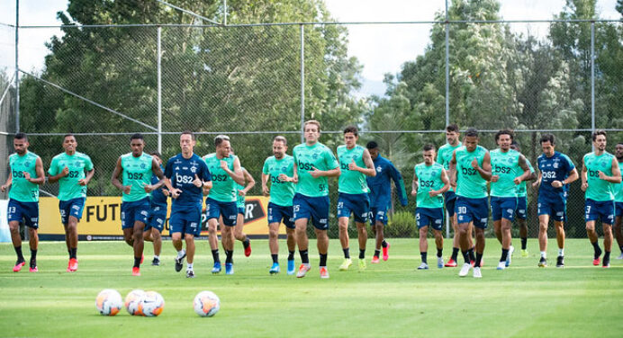 Landim avalia impactos de longa paralisação no calendário: “Nenhum clube conseguiria manter pagamento integral”