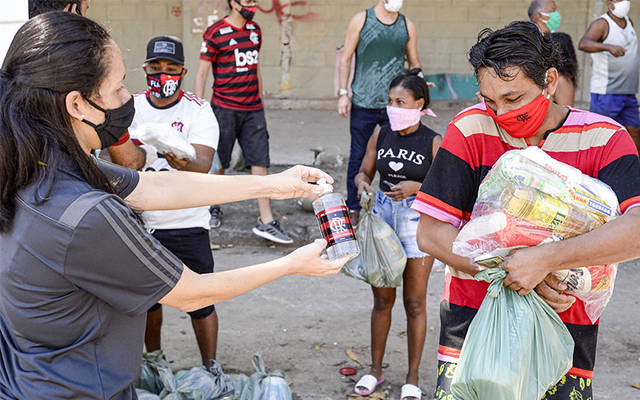 #LiveRNSolidario: ação supera R$ 21 mil em arrecadação e abraça mais de 360 famílias em comunidades