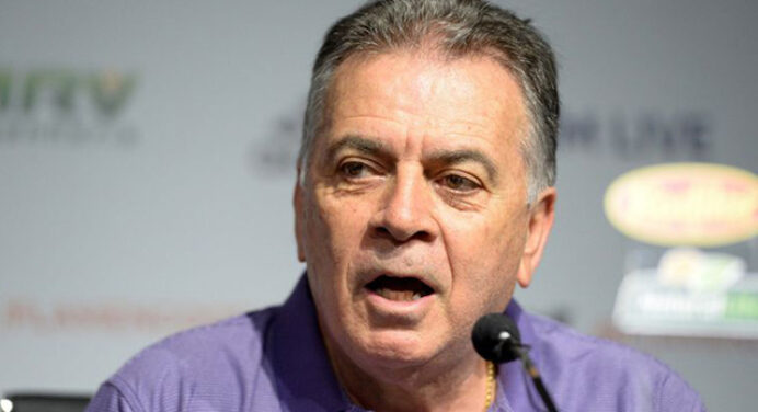 Ex-dirigente do Fla abre o jogo sobre premiações de 2019: “Funcionário que deveria receber R$ 70 mil, recebeu só R$ 13 mil”