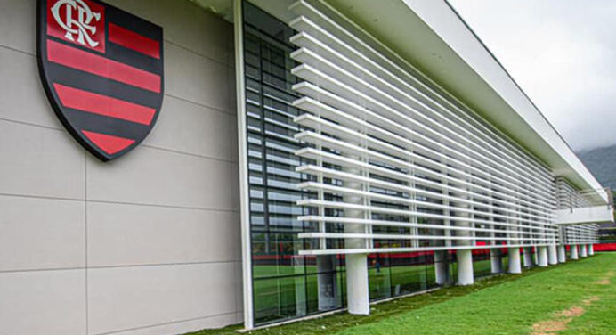 Flamengo se organiza para retomar atividades nesta terça-feira