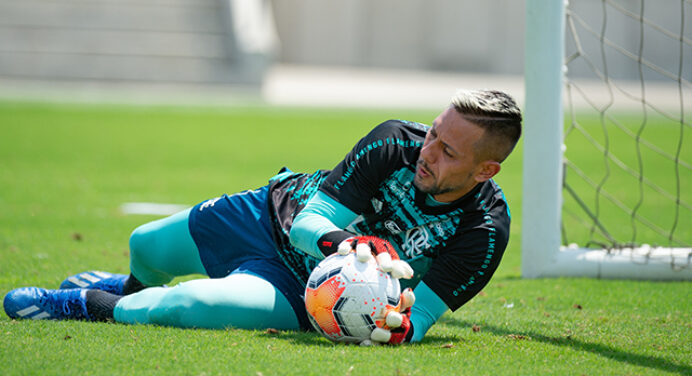 De volta aos treinos? Diego Alves publica vídeo e indica “reapresentação chegando” no Flamengo