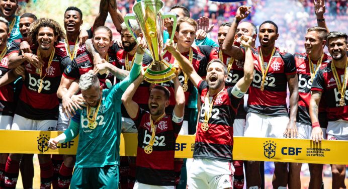 Ídolo do Benfica destaca ‘força’ da equipe do Flamengo e exalta trabalho de Jorge Jesus