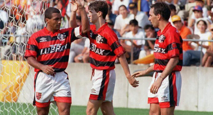 Ex-Flamengo, Mancuso recorda do ‘ataque dos sonhos’ e brinca: “Defesa dos pesadelos”