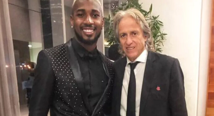 Portais do exterior apontam Jorge Jesus como responsável por crescimento de Gerson
