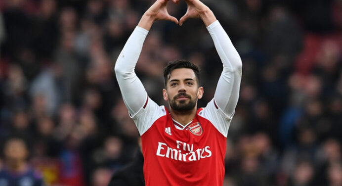 Arsenal confirma compra definitiva de Pablo Marí, com vínculo até 2024