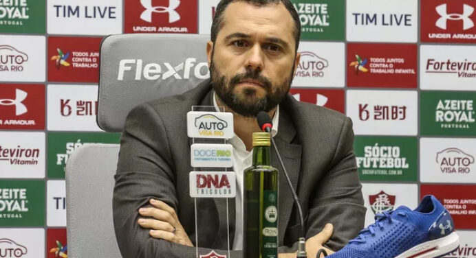 Dirigentes de Botafogo e Fluminense ficam furiosos com o Flamengo e prometem dificultar volta do Carioca