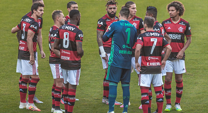“Fluminense cutucou a onça com vara curta”: jornalista projeta postura diferente do Fla na final do Carioca
