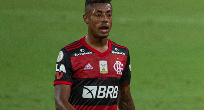 ‘Rei dos Clássicos’, Bruno Henrique tenta quebrar jejum de gols em jogo contra o Botafogo