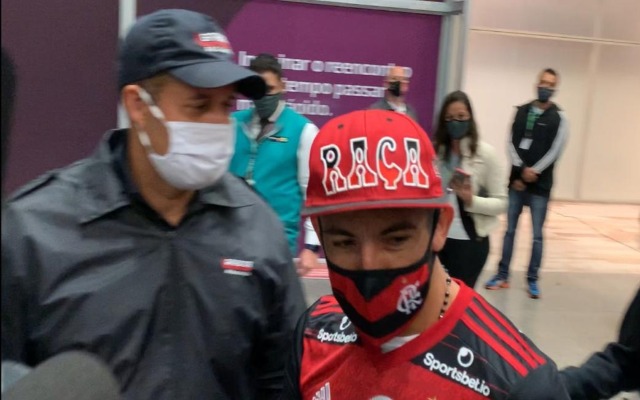 Novo reforço do Flamengo, Isla prevê estreia pela equipe no domingo -  Gazeta Esportiva