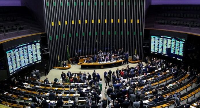 Deputado reforça importância de votação da MP das transmissões, e cenário pode ter novas mudanças