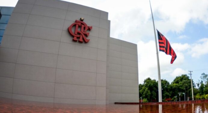 Dívida do Flamengo aumenta em R$ 163 milhões devido à pandemia da Covid-19