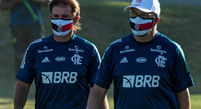 Flamengo se reapresenta nesta quinta, e auxiliares de Domènec comandam treinamento