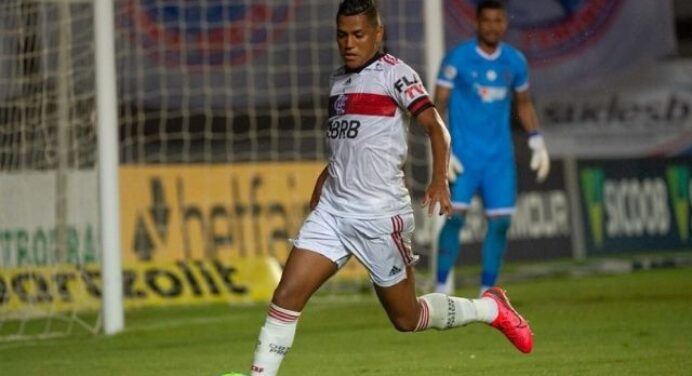 Pedro Rocha confirma conversas por renovação de contrato com o Flamengo