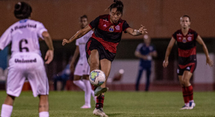 Flamengo bate o Grêmio no Brasileirão feminino e embala segunda vitória consecutiva