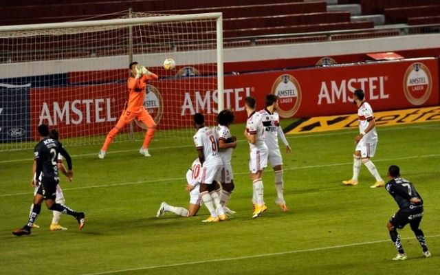 Ganhou a Libertadores e foi humilhado no Mengão, agora jogará num