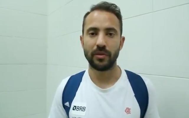 “Tentando melhorar a cada jogo”: Everton Ribeiro exalta trabalho coletivo do Flamengo