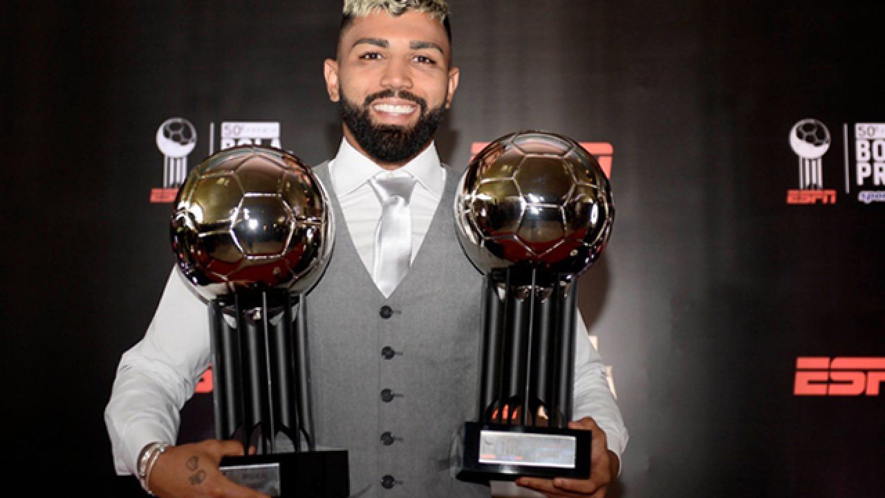 Flamengo tem três jogadores entre os oito vencedores históricos do prêmio Bola de Prata - Flamengo | Coluna do Fla