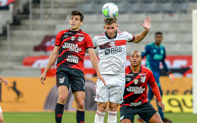 Veja como Dome pode armar a zaga do Flamengo para os próximos jogos