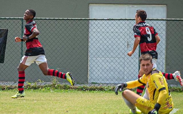 Flamengo vence Macaé e confirma a classificação para as quartas de final da Taça Rio Sub-20