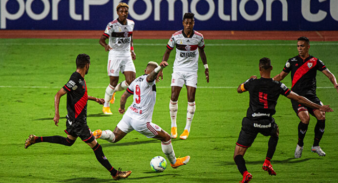 De olho no rival: Atlético-GO está invicto contra clubes cariocas no Brasileirão