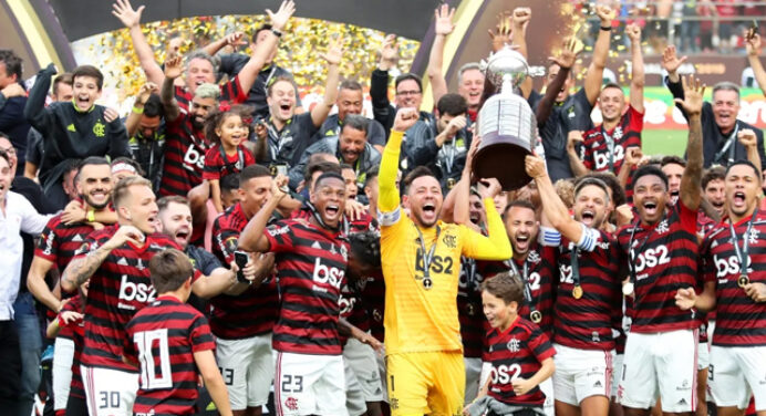 Documentários sobre bi da Libertadores do Flamengo são premiados em festival de cinema de futebol