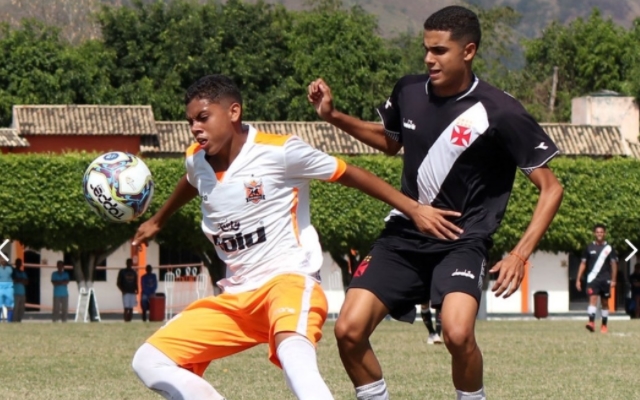 Flamengo acerta contratação de Kayke David, jovem promessa do Nova Iguaçu