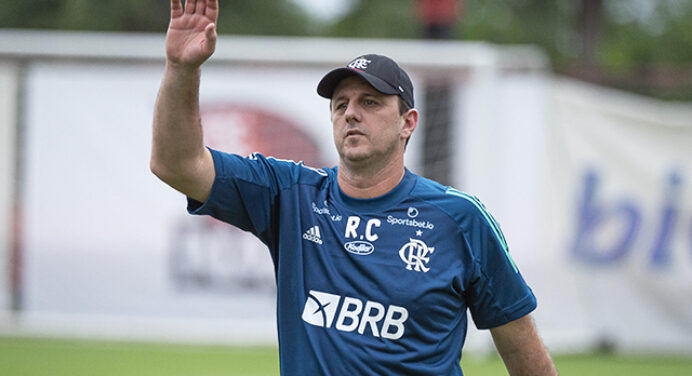 Rogério Ceni se antecipa a chegada de jogadores e monta treinos de madrugada no Flamengo