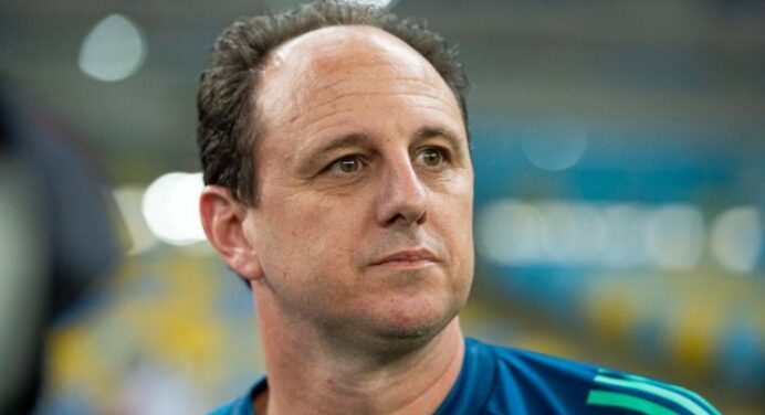 Jornalista aponta ‘supervalorização’ de Rogério Ceni: “Absoluta falta de ideias novas”