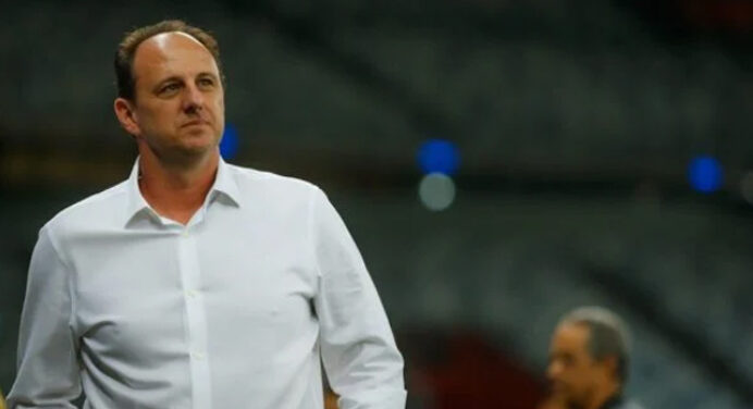 Rogério Ceni decide morar no Ninho do Urubu para se adaptar ao Flamengo