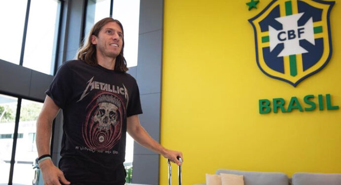 Com sonho de comandar o Flamengo, Filipe Luís faz curso de treinador na CBF