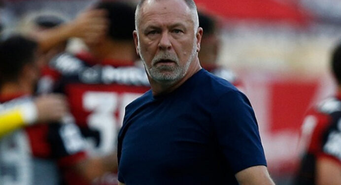 Pela segunda vez em três meses, Bahia demite treinador após perder para o Flamengo
